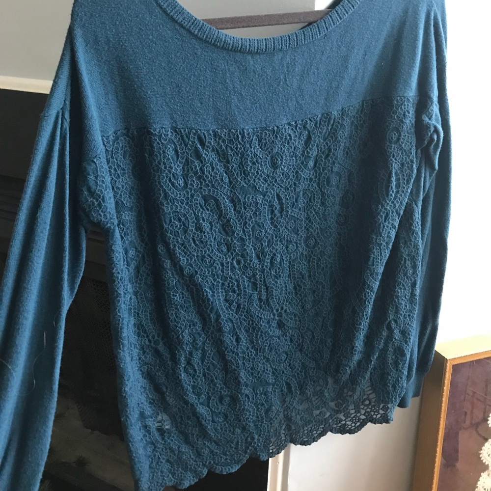 American Eagle Sweater